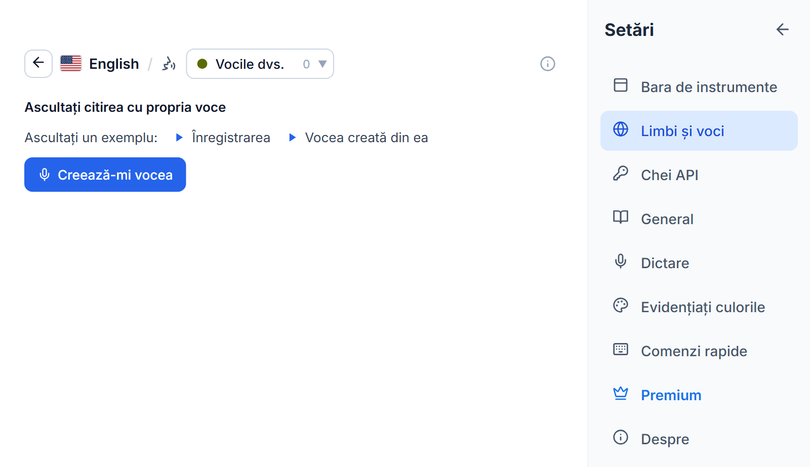 Lista de voci în engleză din fila Vocile dvs.: titlul Citește cu propria voce, două butoane de redare pentru o înregistrare-exemplu și vocea creată din ea, și un buton Creează-mi vocea.