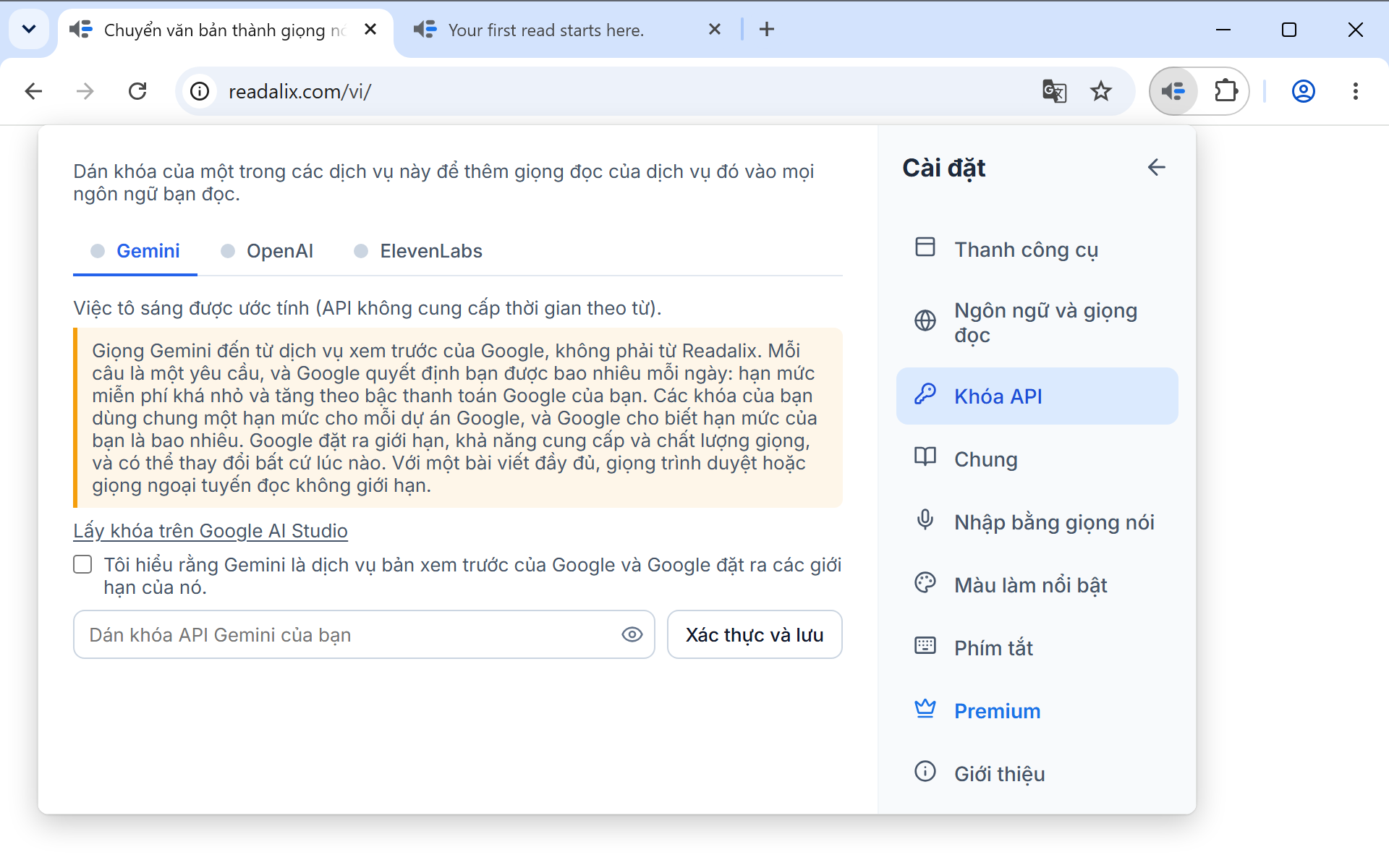Cài đặt ở trang Khóa API: một dòng cho biết khóa ở lại trên máy tính này, rồi các tab Gemini, OpenAI và ElevenLabs với Gemini đang mở, một liên kết để lấy khóa, một ô để đánh dấu, và một ô để dán khóa cạnh nút Xác thực và lưu.